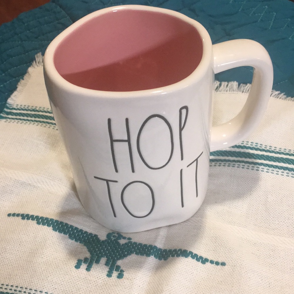 Two Rae Dunn Easter Mugs Hop To It Love My Peeps